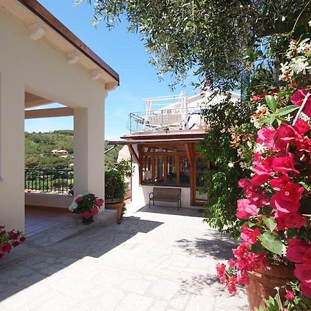 Hotel Alma Fetovaia Exterior photo