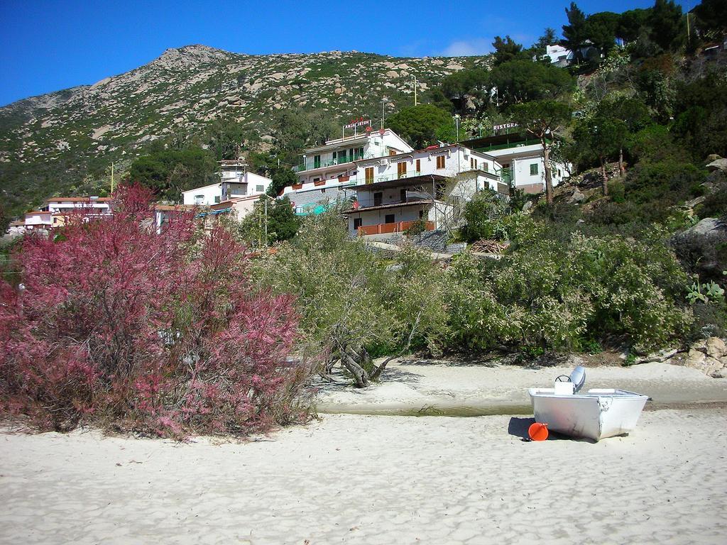 Hotel Alma Fetovaia Exterior photo